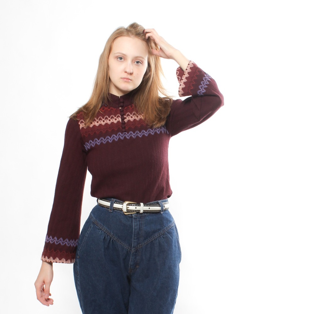 1970s Burgundy Flare Sleeved Sweater
